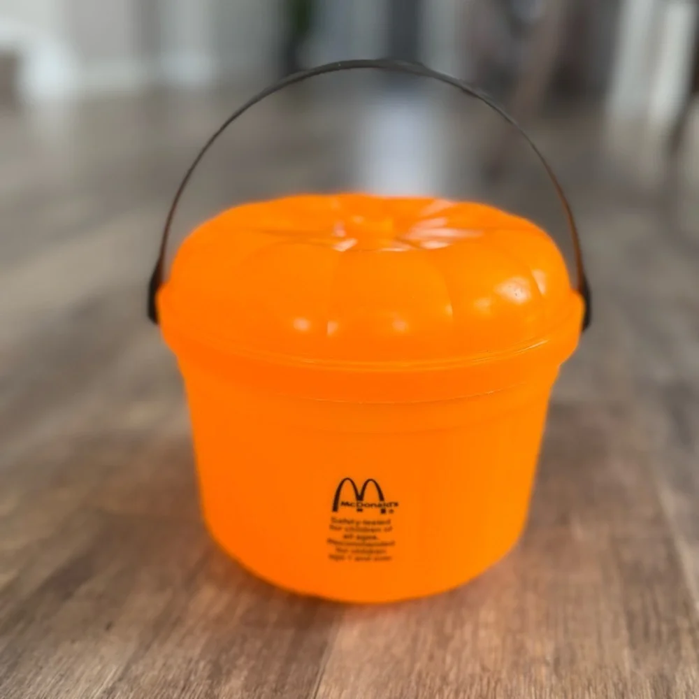 Vintage! McDonald’s jack-o’-lantern Pumpkin Halloween Candy Bucket